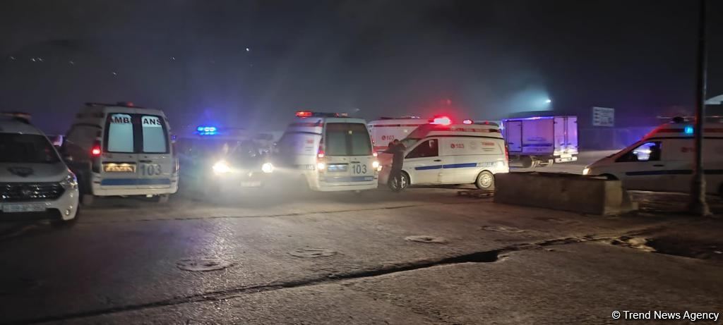 В связи с пожаром на ТЦ «Садарак» трем лицам была оказана медицинская помощь на месте