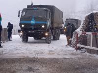 По Лачинской дороге беспрепятственно проехали еще три грузовых автомобиля миротворцев  (ФОТО)
