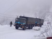 По Лачинской дороге беспрепятственно проехали еще три грузовых автомобиля миротворцев  (ФОТО)
