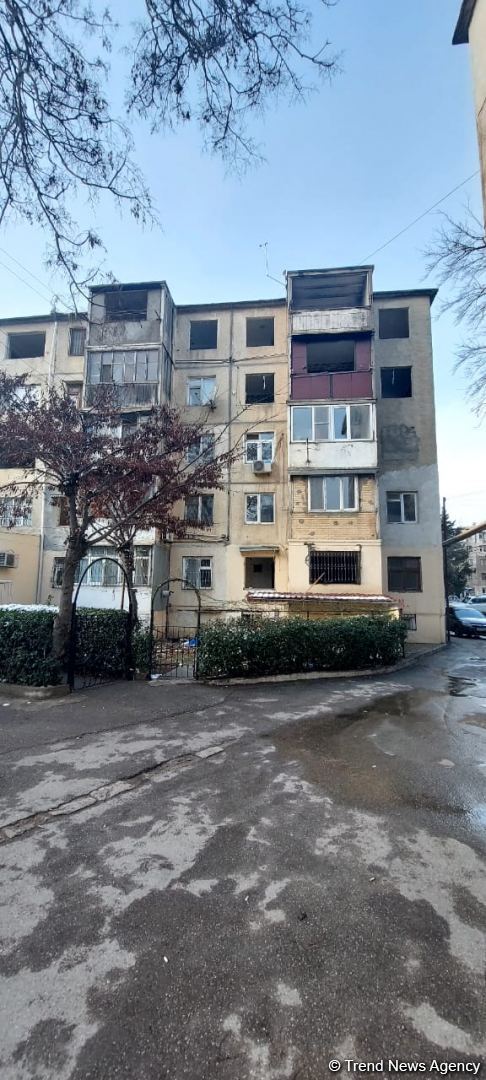 В Баку сносят жилой дом (ФОТО)