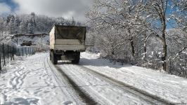 По Лачинской дороге беспрепятственно проехали еще 13 машин миротворцев (ФОТО)