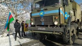 По Лачинской дороге беспрепятственно проехали еще 13 машин миротворцев (ФОТО)