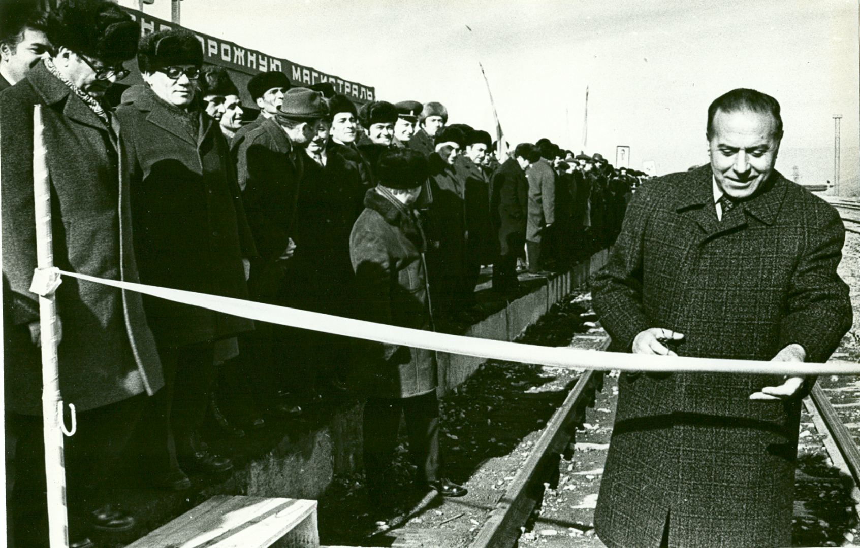 Один день Гейдара Алиева: 12 января 1979 г. Открытие железной дороги Агдам - Ханкенди (ФОТО)