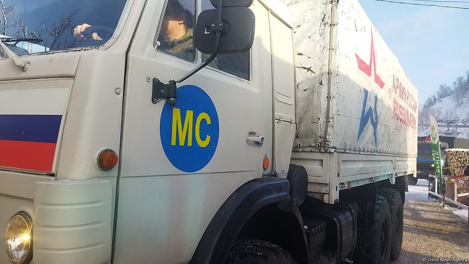 По Лачинской дороге беспрепятственно проехали еще 4 транспортных средства РМК (ФОТО)