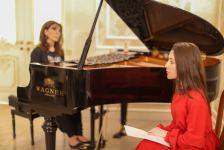 В зимнем Баку согреваемся музыкой Ренары Ахундовой и поэзией Анары Ахундовой (ВИДЕО, ФОТО)