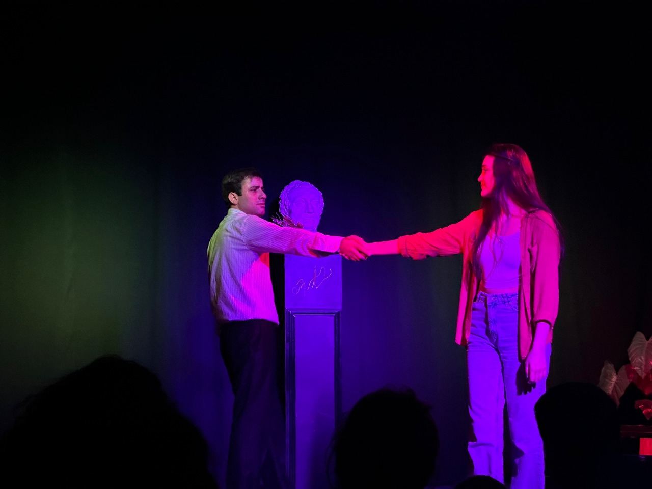 Сказка одной ночи в Баку – почему девушка убежала из дома (ФОТО)