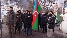 Мирная акция протеста на Лачинской дороге продолжается уже 37 дней (ФОТО)
