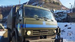 По Лачинской дороге беспрепятственно проехала колонна автомашин РМК (ФОТО)