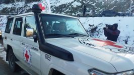По Лачинской дороге беспрепятственно проехали пять автомашин Красного Креста (ФОТО)