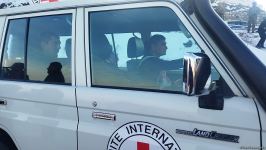 По Лачинской дороге беспрепятственно проехали пять автомашин Красного Креста (ФОТО)