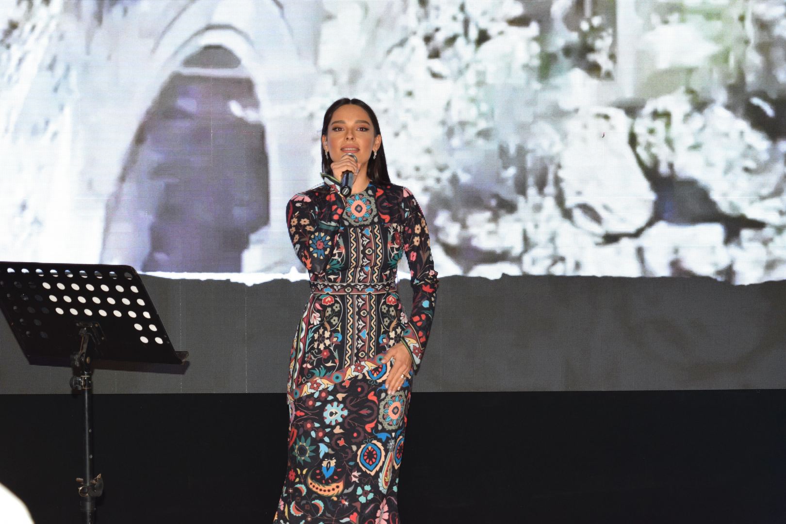 В Музейном центре состоялась презентация трогательного проекта Рилаи "Yaradan" (ВИДЕО, ФОТО)