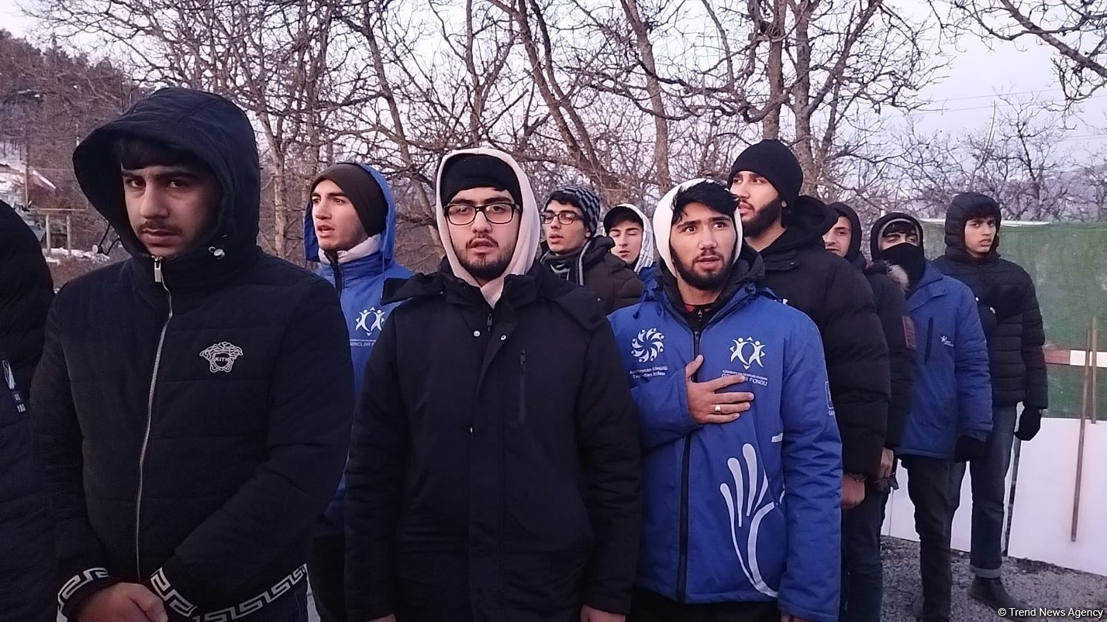 Мирная акция протеста на Лачинской дороге продолжается уже 38 дней (ФОТО)