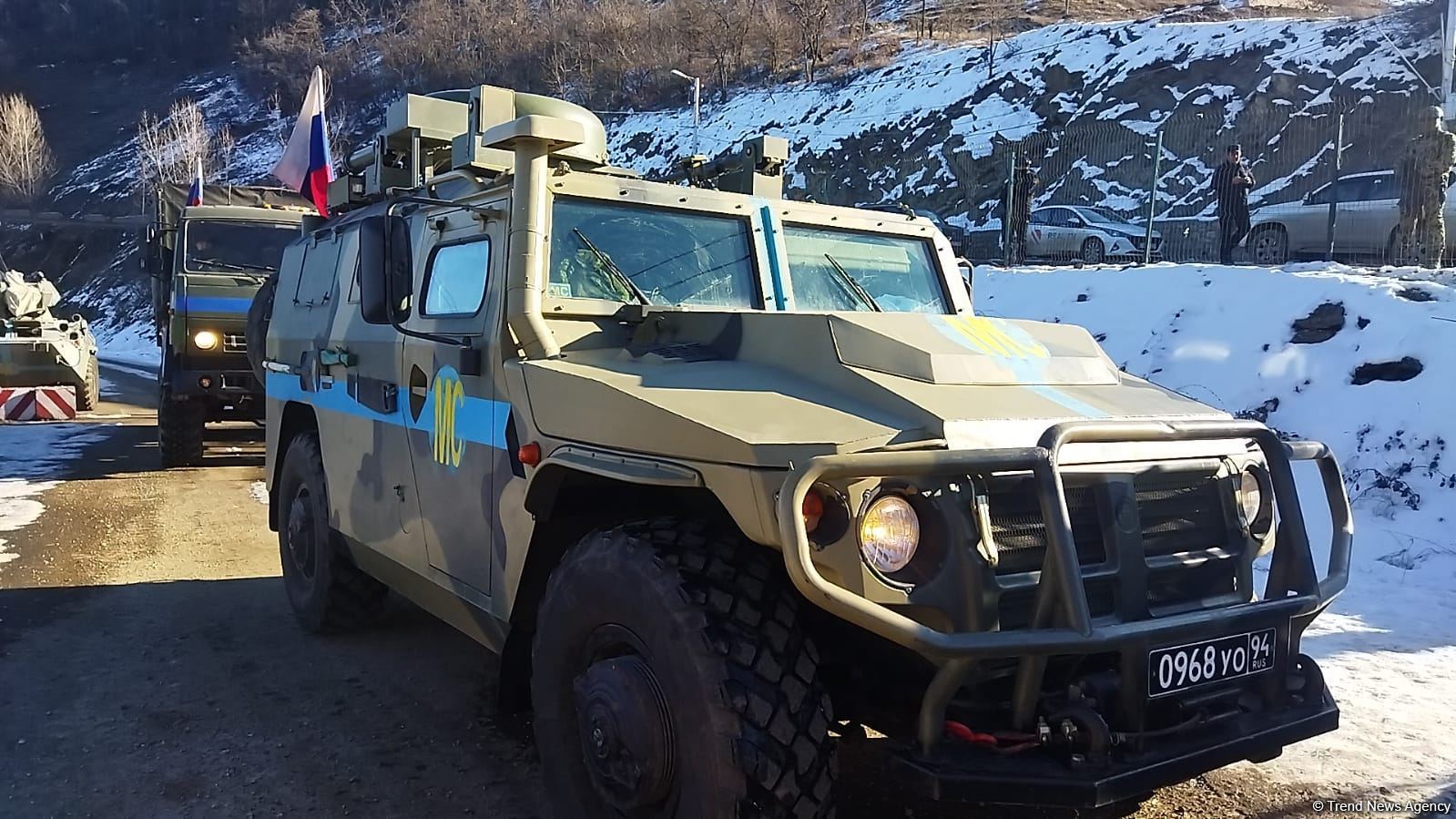 По Лачинской дороге беспрепятственно проехала колонна автомашин РМК (ФОТО)