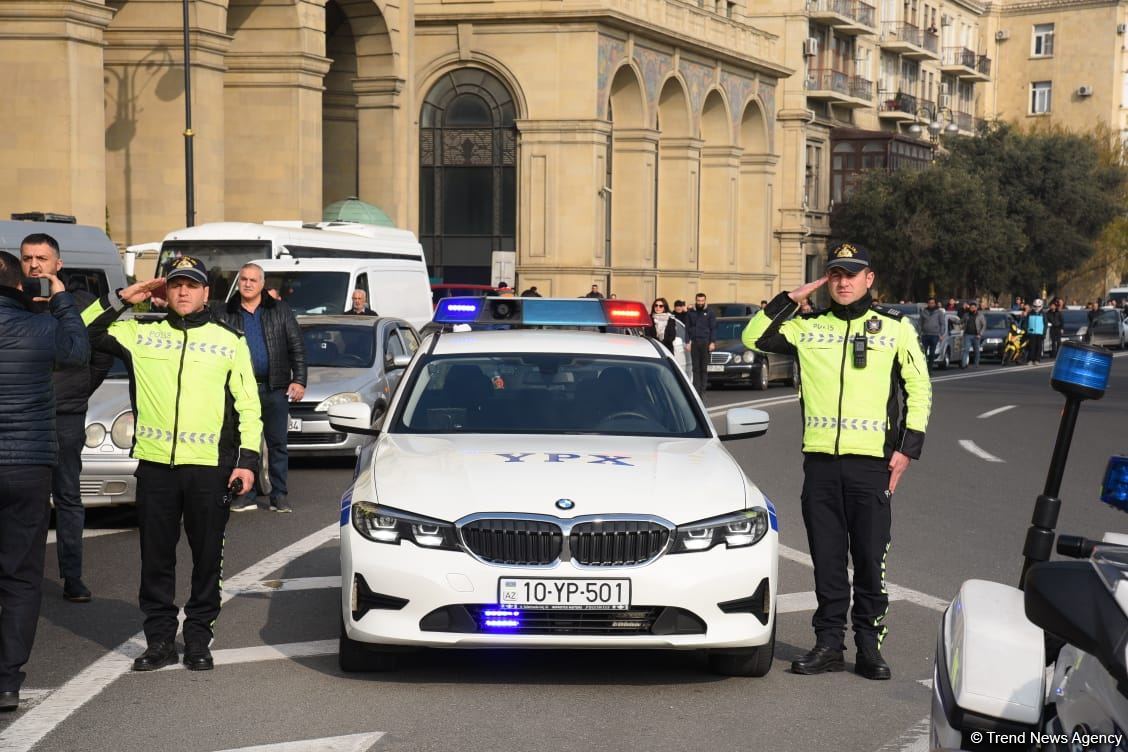 В Азербайджане минутой молчания почтена память шехидов 20 Января (ФОТО/ВИДЕО)