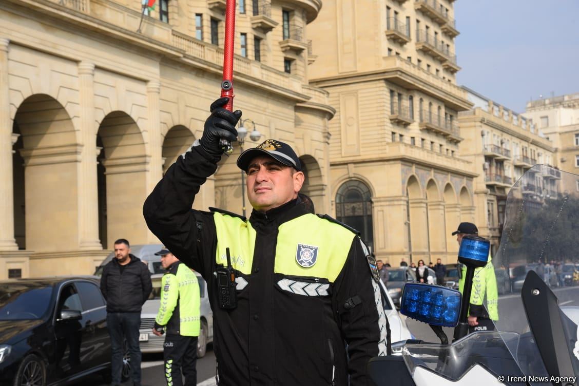 В Азербайджане минутой молчания почтена память шехидов 20 Января (ФОТО/ВИДЕО)