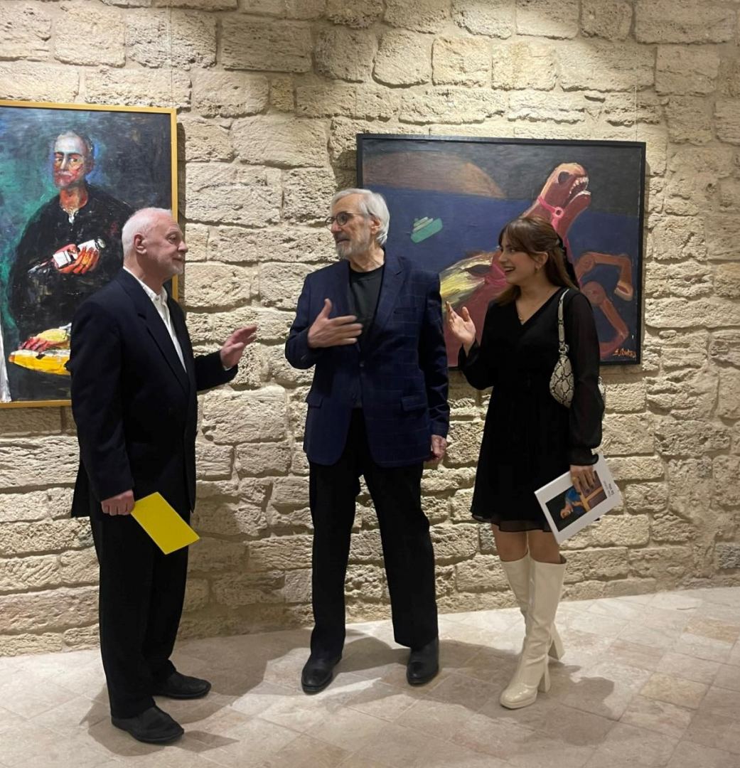 Уникальный проект в бакинской галерее – выставка "Вознесшиеся души" (ФОТО)