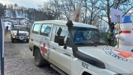 По Лачинской дороге беспрепятственно проехали автомобили МККК (ФОТО)