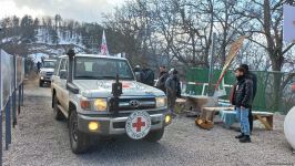 По Лачинской дороге беспрепятственно проехали автомобили МККК (ФОТО)