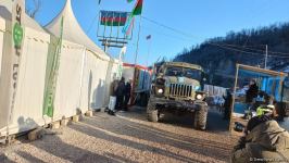 По Лачинской дороге проехали еще 2 автомашины снабжения и 2 грузовика РМК (ФОТО)