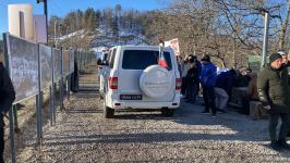 По Лачинской дороге проехали еще 2 автомашины снабжения и 2 грузовика РМК (ФОТО)