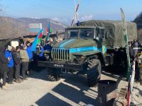 По Лачинской дороге беспрепятственно проехали 13 автомашин РМК (ФОТО/ВИДЕО)