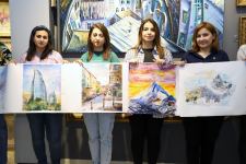 Азербайджанские художники создали произведения на одном большом листе бумаги (ФОТО)