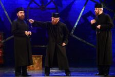 Нофель Велиев отметил юбилей "Сборищем сумасшедших" (ФОТО)