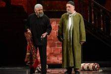 Нофель Велиев отметил юбилей "Сборищем сумасшедших" (ФОТО)