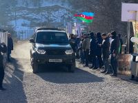 По Лачинской дороге беспрепятственно проехал еще один автомобиль миротворцев (ФОТО)