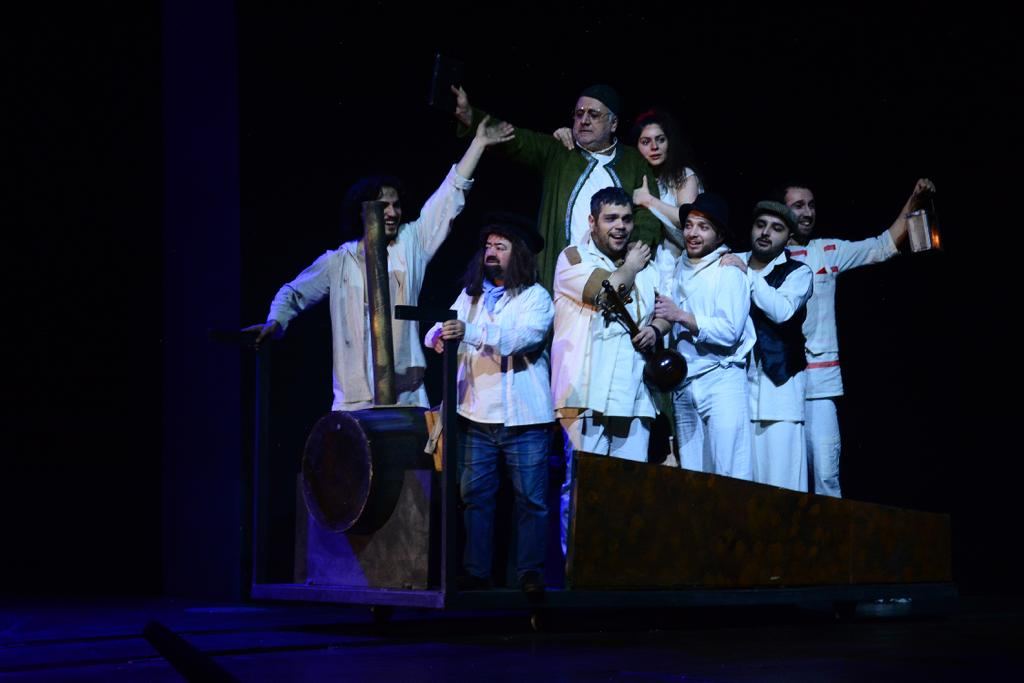 Нофель Велиев отметил юбилей "Сборищем сумасшедших" (ФОТО)