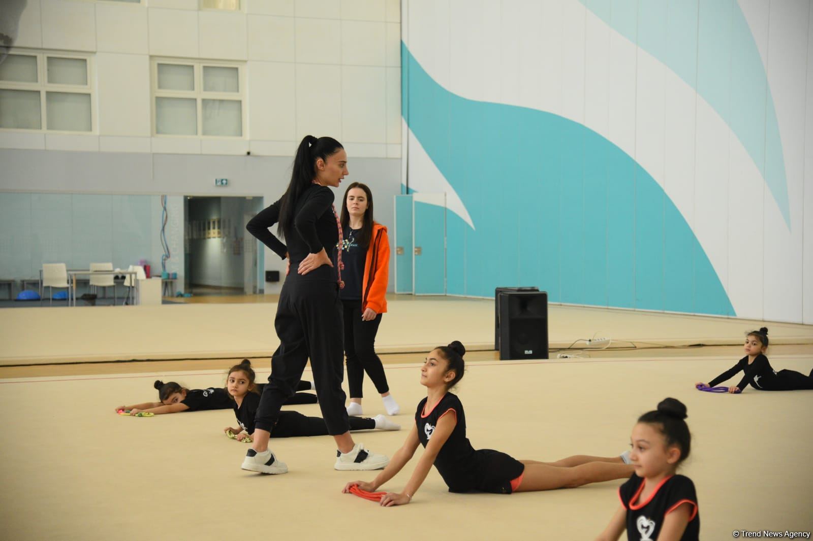 Гимнастки из Шамкира и Сумгайыта приехали на учебно-тренировочные сборы в Баку (ФОТО)