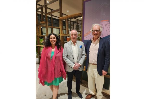 Исламское искусство Азербайджана вызвало большой интерес на биеннале в Саудовской Аравии (ФОТО)