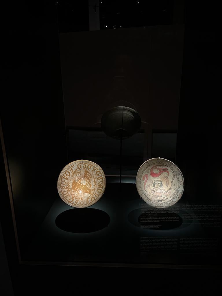 Исламское искусство Азербайджана вызвало большой интерес на биеннале в Саудовской Аравии (ФОТО)