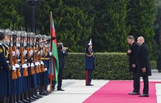 В Баку состоялась церемония официальной встречи Президента Румынии Клауса Йоханниса  (ФОТО/ВИДЕО)