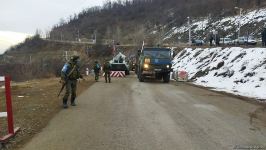 По Лачинской дороге проехали 6 грузовых автомобилей РМК (ФОТО)