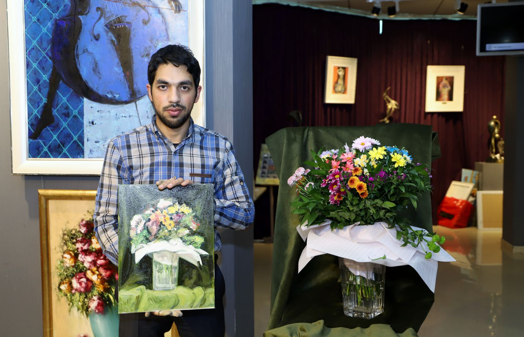 Цветочные этюды в зимнем Баку (ФОТО)