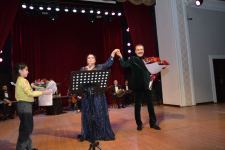 После многолетнего перерыва Фируза Ибадова выступила с соло-концертом (ФОТО)