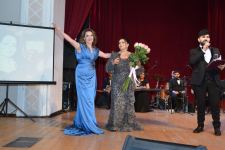 После многолетнего перерыва Фируза Ибадова выступила с соло-концертом (ФОТО)