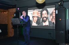 В Баку прошел вечер памяти Вахтанга Кикабидзе с участием популярных исполнителей (ВИДЕО, ФОТО)