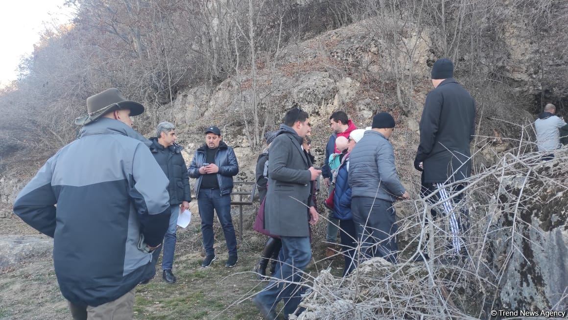Международная делегация посетила Азыхскую пещеру (ФОТО)