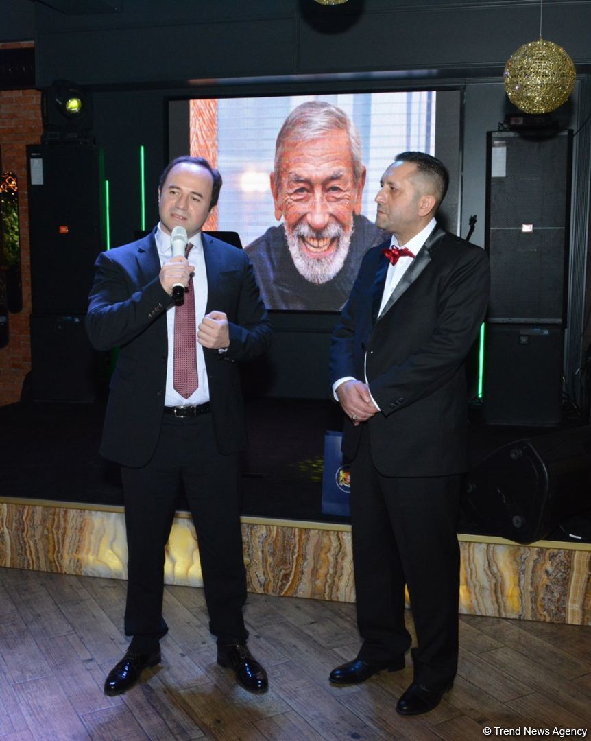 В Баку прошел вечер памяти Вахтанга Кикабидзе с участием популярных исполнителей (ВИДЕО, ФОТО)