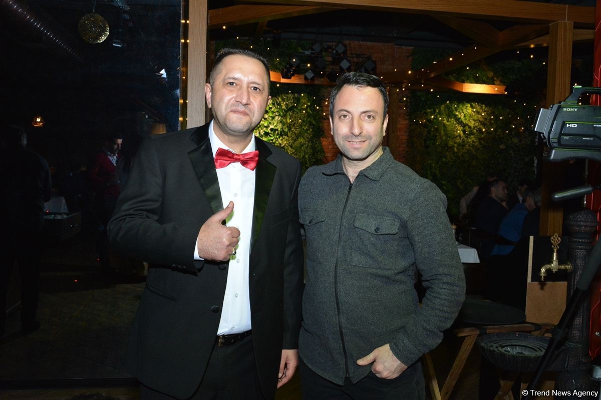 В Баку прошел вечер памяти Вахтанга Кикабидзе с участием популярных исполнителей (ВИДЕО, ФОТО)