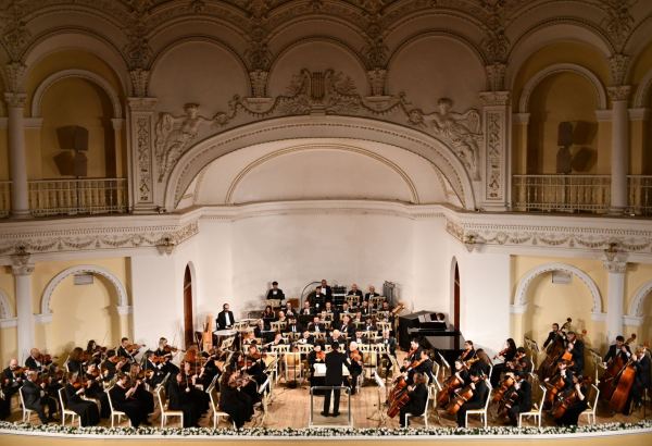 Разнообразие творческих подходов - одним вечером в Баку (ФОТО/ВИДЕО)
