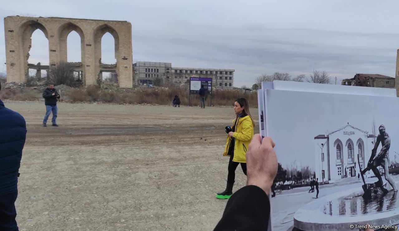 Международная делегация путешественников ознакомилась с золотыми страницами культуры Агдама (ФОТО)