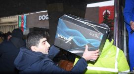 Азербайджанцы продолжают собирать гумпомощь для пострадавших от землетрясения в Турции (ФОТО/ВИДЕО)
