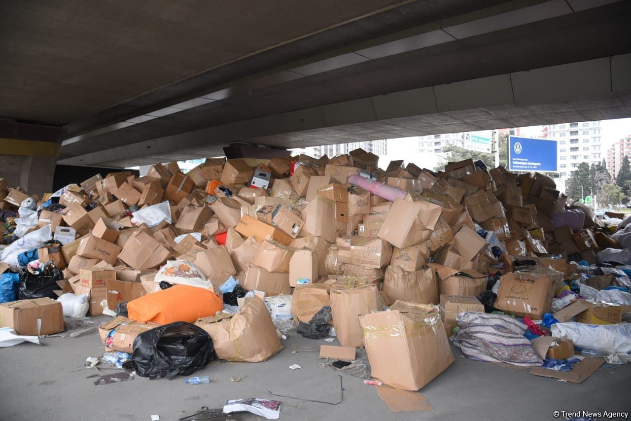 Азербайджанцы продолжают собирать гумпомощь для пострадавших от землетрясения в Турции (ФОТО/ВИДЕО)