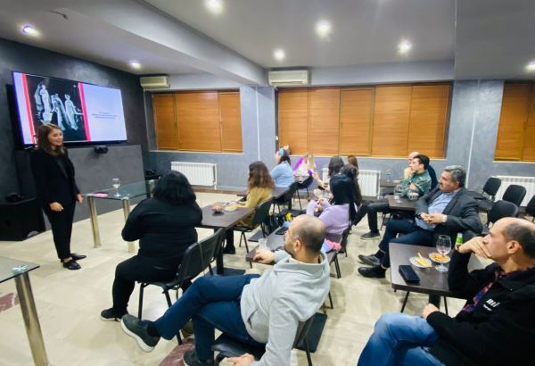 Украинский искусствовед в Баку о силе искусства и его влиянии на человека (ФОТО)