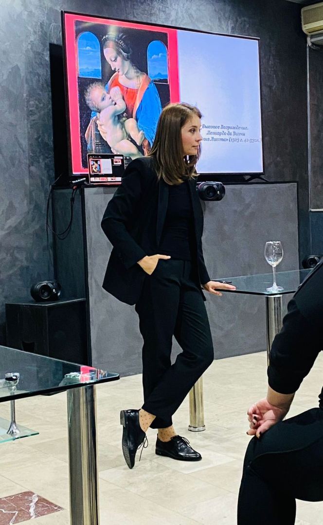 Украинский искусствовед в Баку о силе искусства и его влиянии на человека (ФОТО)