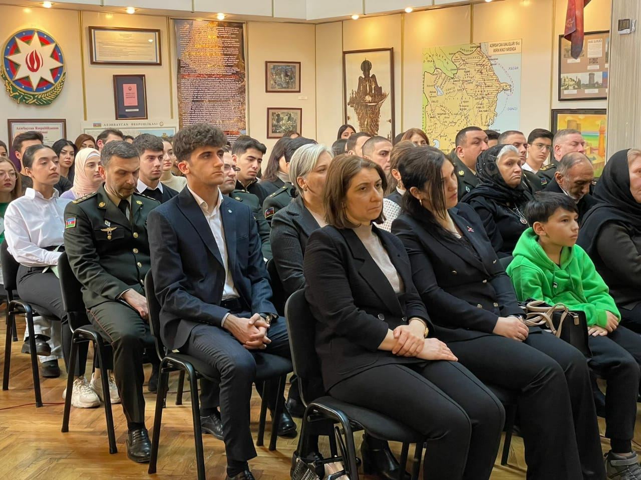 Родина вверена нам шехидами - в Баку открылась выставка в память о героях (ФОТО)