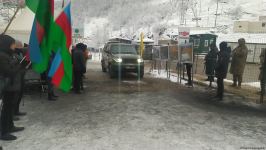 По Лачинской дороге проехал еще один легковой автомобиль миротворцев (ФОТО)
